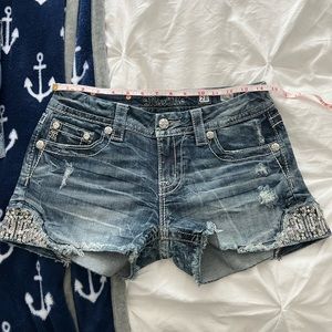 Miss me signature shorts. Size 28.
